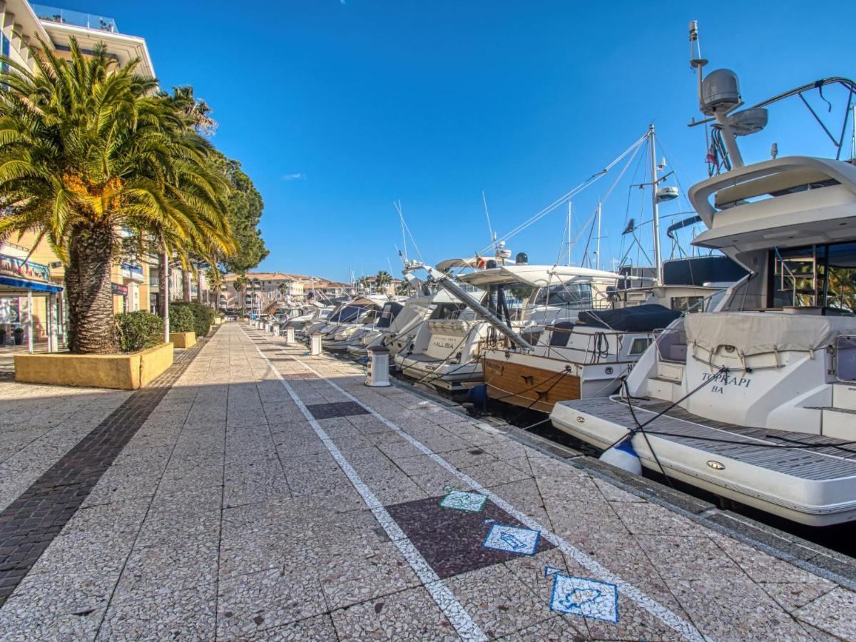 Royal Marine-4 By Interhome Apartment *
